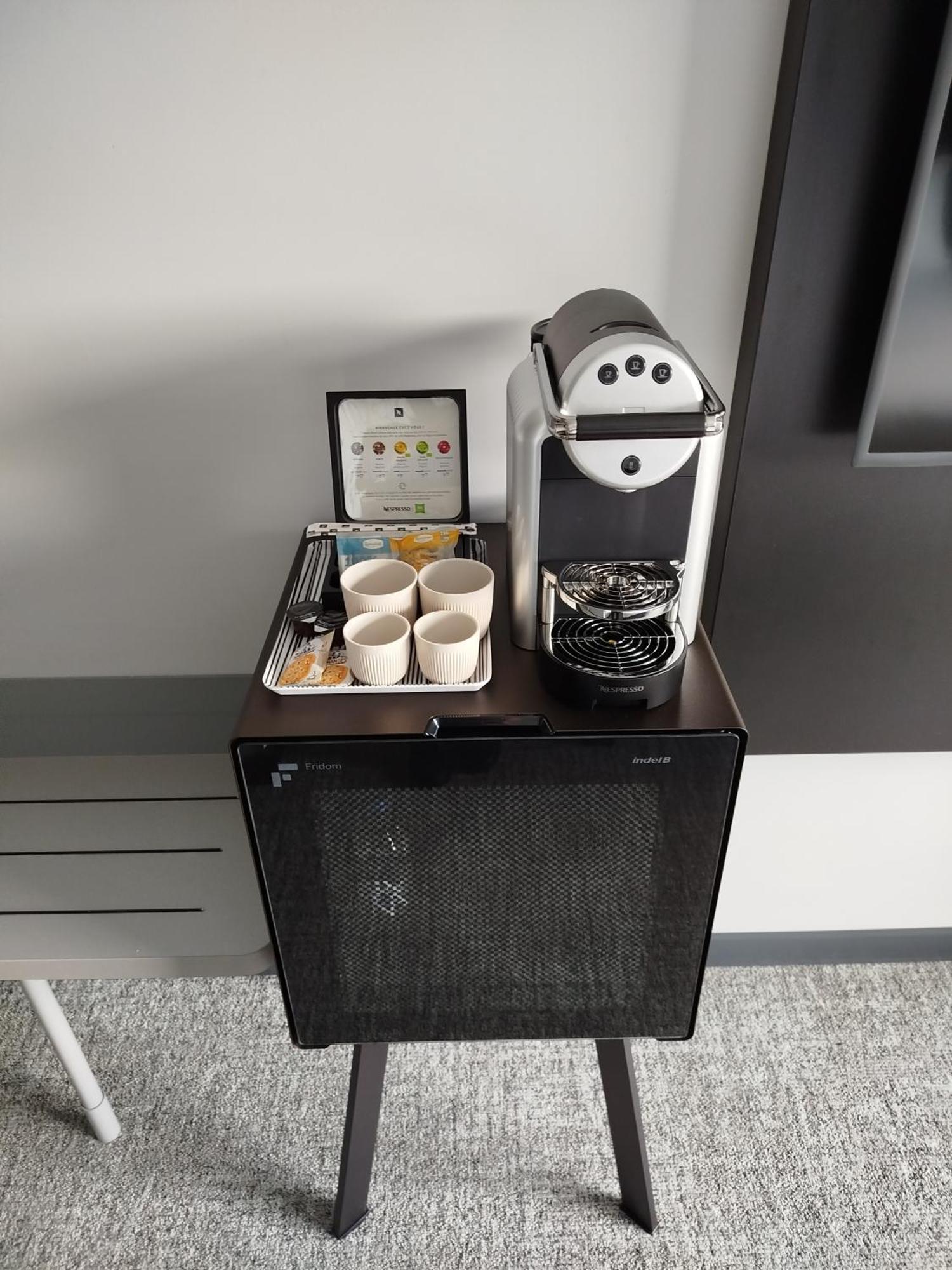 Отель Ibis Styles Geneve Carouge Экстерьер фото
